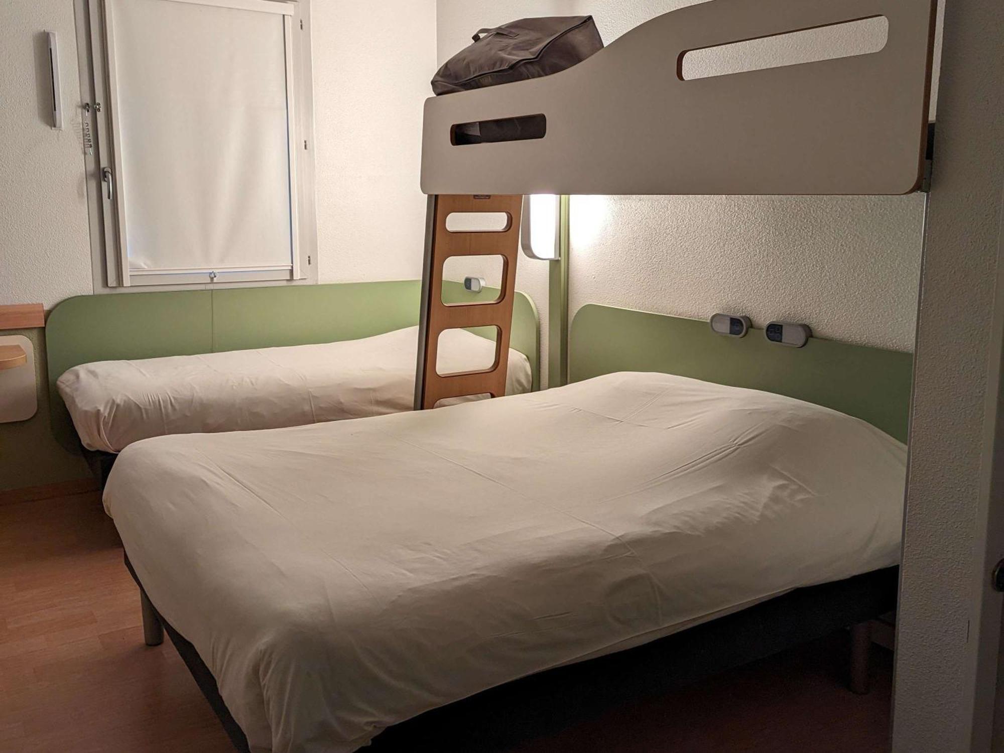 Ibis Budget Saint-Omer Centre Exterior foto